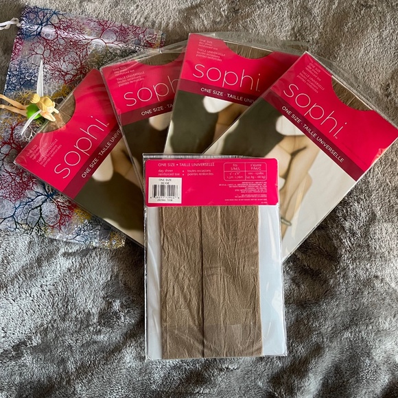 One size Beige Sophi Pantyhose 100 to 150 lbs fit 5’ to 5’8” - Picture 3 of 8
